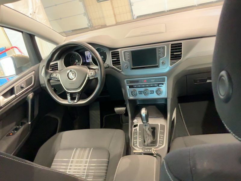 Volkswagen Golf VII Sportsvan 1.4 TSI Lounge BlueMotion Tech — zdjęcie 12