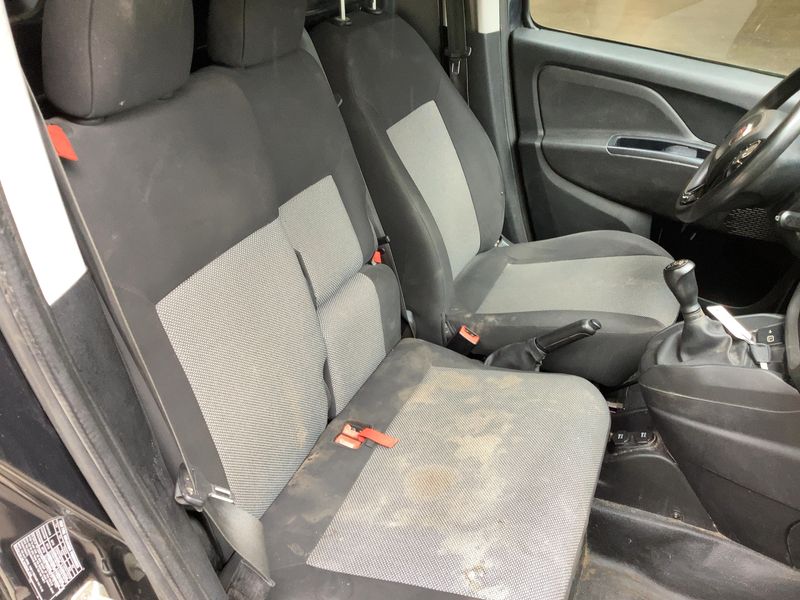 Fiat Doblo 1.3 M-Jet Easy Kasten — zdjęcie 14