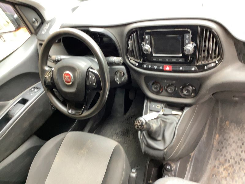 Fiat Doblo 1.3 M-Jet Easy Kasten — zdjęcie 12