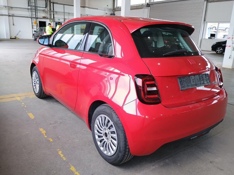 Fiat 500e electric drive 87 kW Red — zdjęcie 2