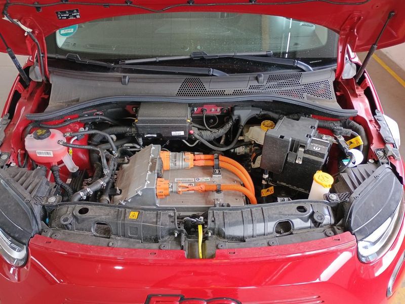 Fiat 500e electric drive 87 kW Red — zdjęcie 5