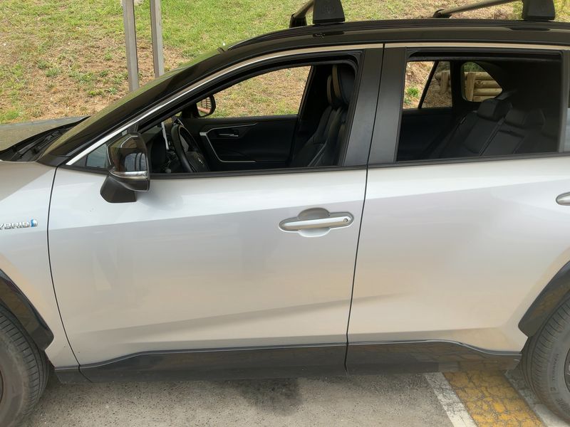 Toyota RAV 4 2.5 Hybrid 4x2 Black Edition — zdjęcie 4