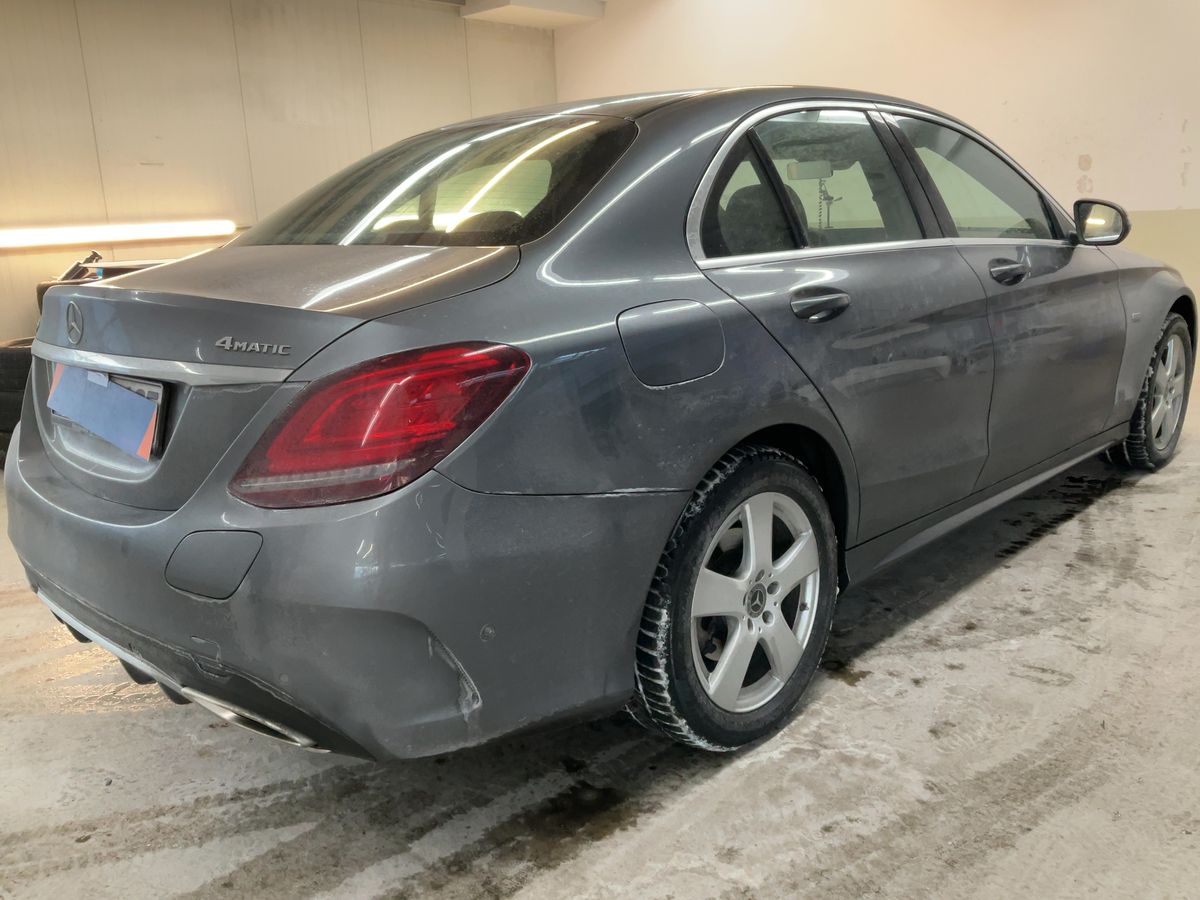 Mercedes-Benz C-Klasse 2020 — photo 9