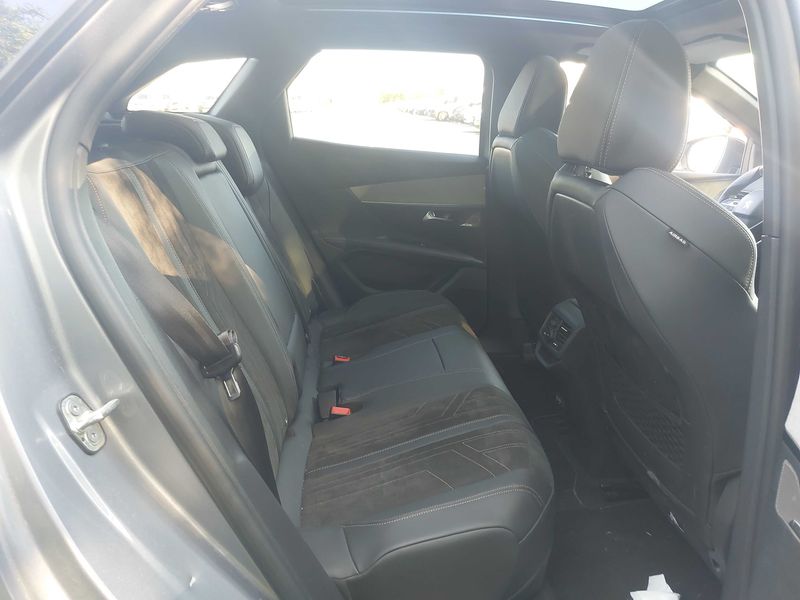 Peugeot 3008 1.6 Hybrid GT Pack — zdjęcie 14