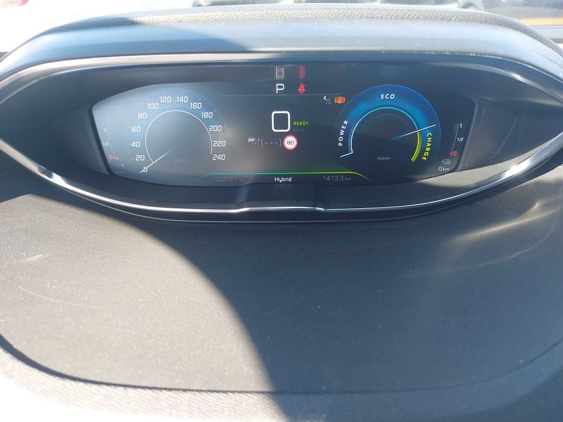 Peugeot 3008 1.6 Hybrid GT Pack — zdjęcie 12