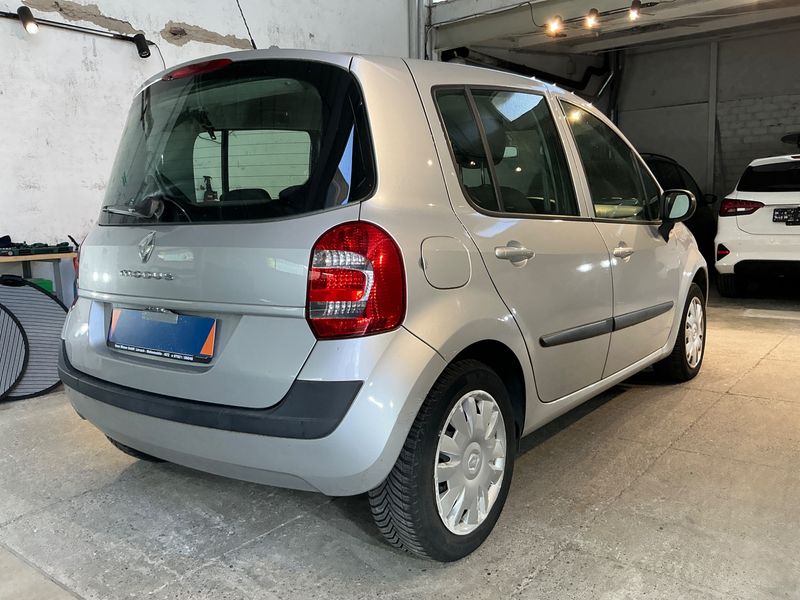 Renault Modus 1.5 dCi Authentique — zdjęcie 2