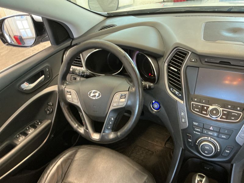 Hyundai Santa Fe 2.2 CRDi Premium 4WD 2015 – снимка 29