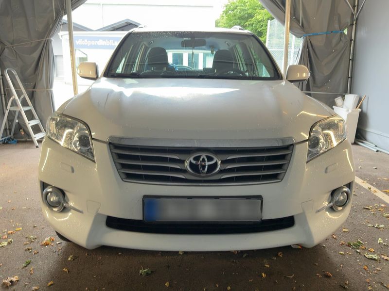 Toyota RAV 4 2.0 Sol 2010 – снимка 14