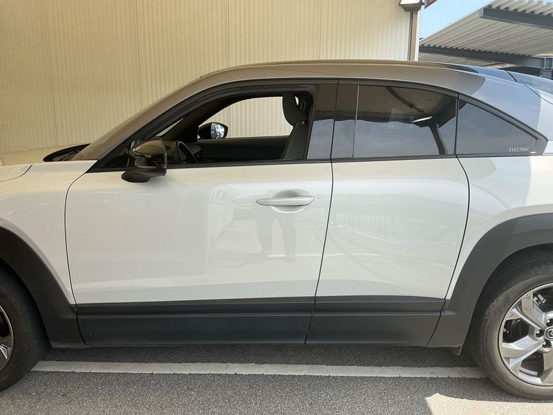 Mazda MX-30 electric drive 107 kW — zdjęcie 4