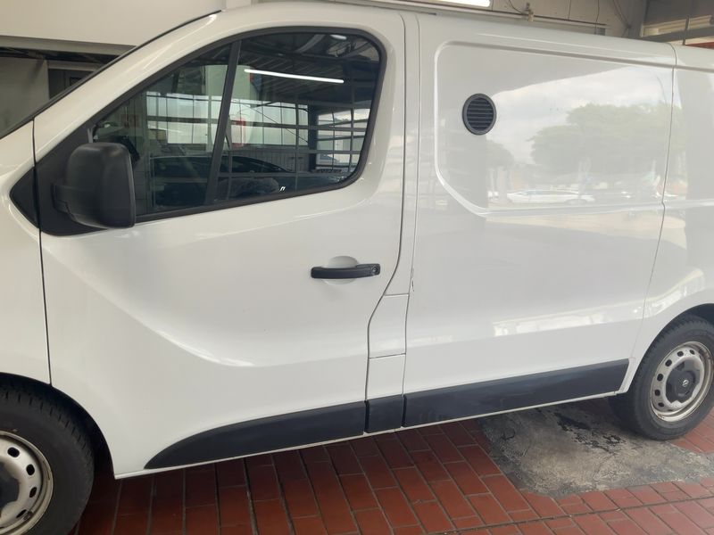 Opel Vivaro 1.6 CDTI Kasten L1H1 2,7t — zdjęcie 4