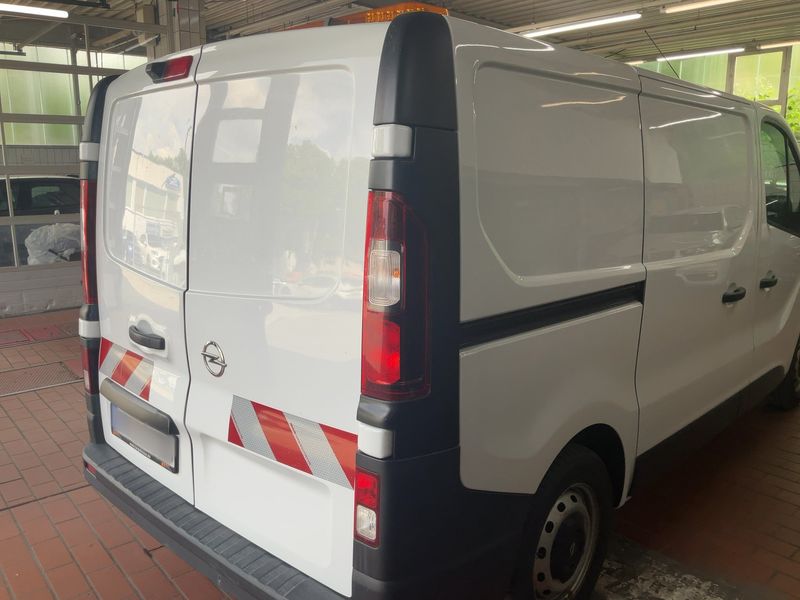 Opel Vivaro 1.6 CDTI Kasten L1H1 2,7t — zdjęcie 6
