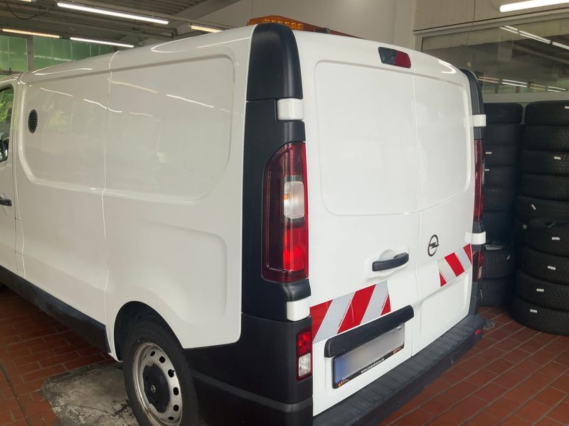 Opel Vivaro 1.6 CDTI Kasten L1H1 2,7t — zdjęcie 3