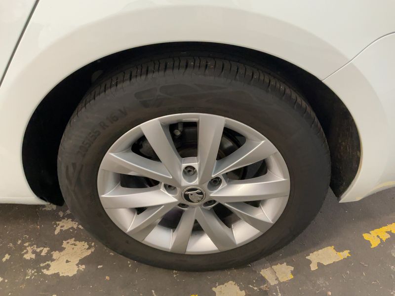 Skoda Octavia 2.0 TDI Style 2019 – снимка 5
