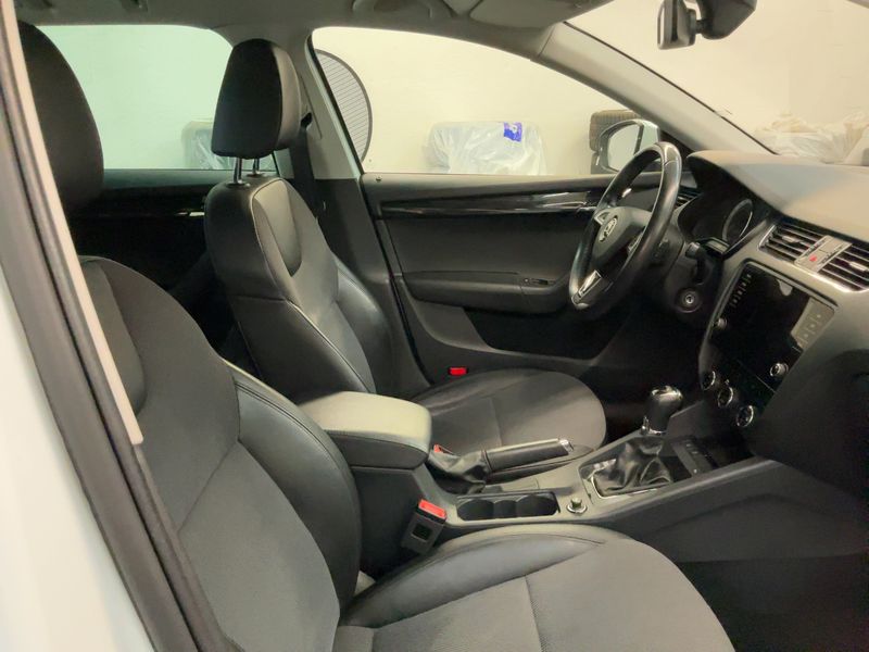 Skoda Octavia 2.0 TDI Style 2019 – снимка 17