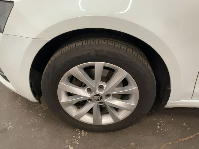 Skoda Octavia 2.0 TDI Style 2019 – снимка 3