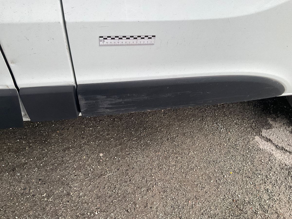 Renault Trafic 2020 — photo 37