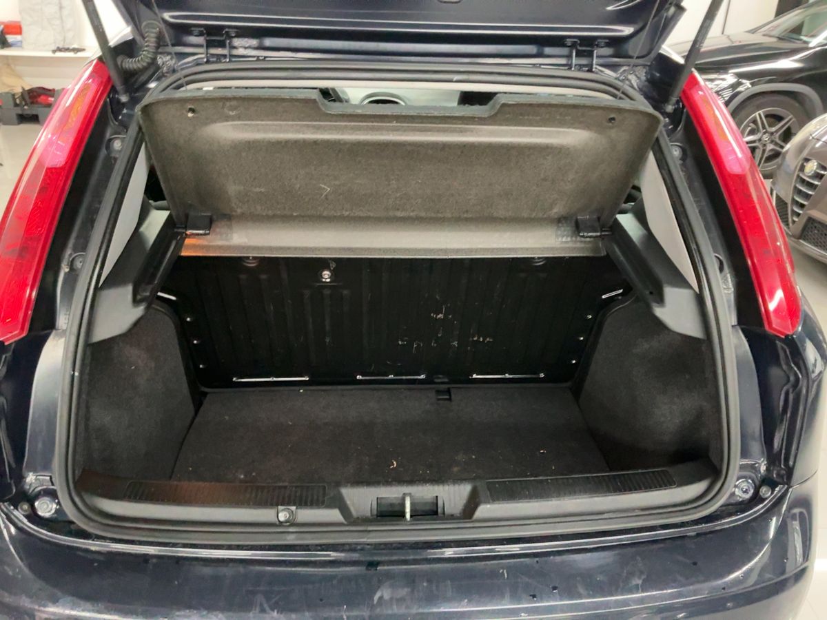 Fiat Punto 2016 — photo 16
