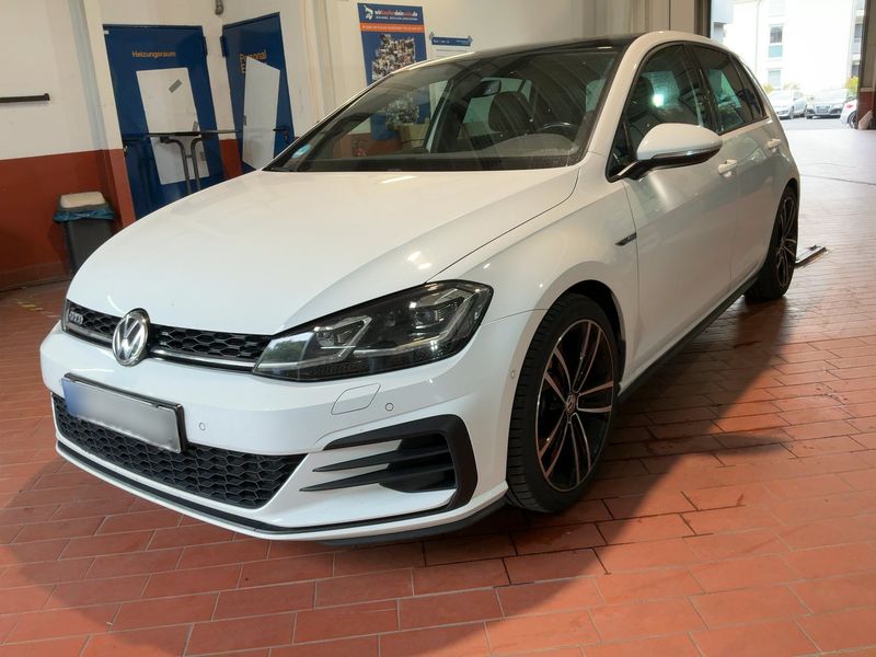 Volkswagen Golf VII 2.0 TDI GTD BlueMotion Tech — zdjęcie 1