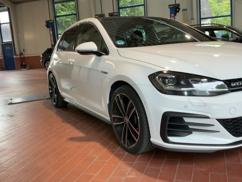 Volkswagen Golf VII 2.0 TDI GTD BlueMotion Tech — zdjęcie 8