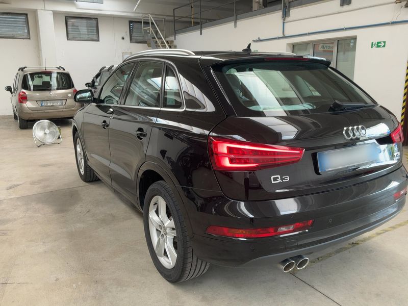 Audi Q3 2.0 TDI quattro Sport — zdjęcie 3