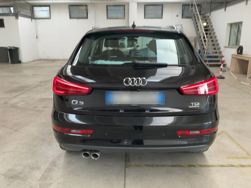 Audi Q3 2.0 TDI quattro Sport — zdjęcie 5