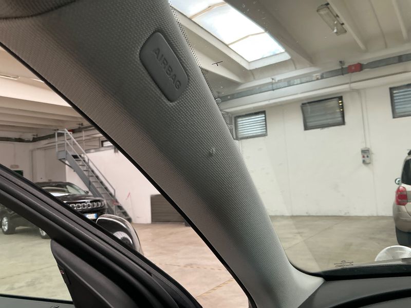 Audi Q3 2.0 TDI quattro Sport 2015 – снимка 22