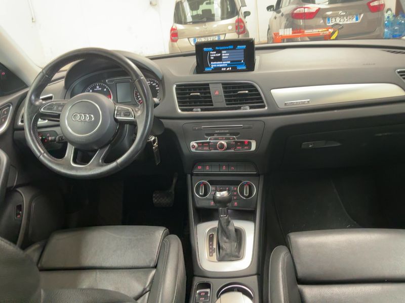 Audi Q3 2.0 TDI quattro Sport — zdjęcie 12