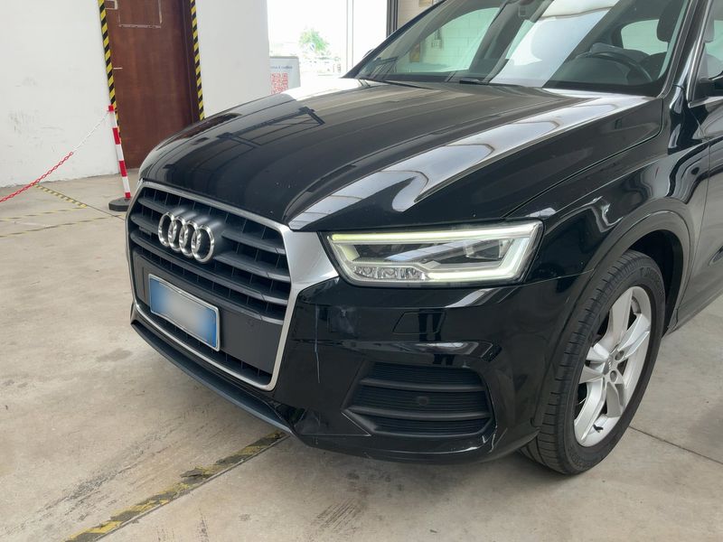 Audi Q3 2.0 TDI quattro Sport — zdjęcie 2