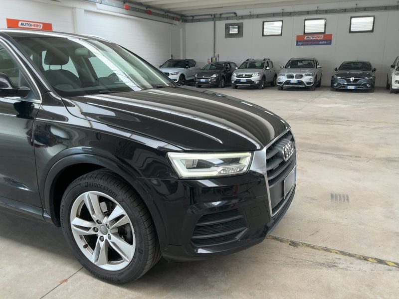 Audi Q3 2.0 TDI quattro Sport — zdjęcie 8