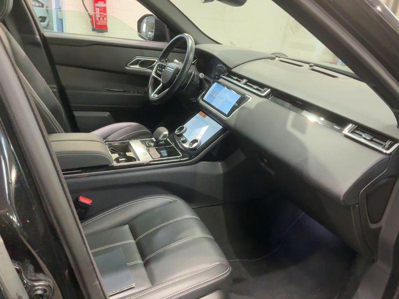 Land Rover Range Rover Velar P400e Plug-in Hybrid S — zdjęcie 11