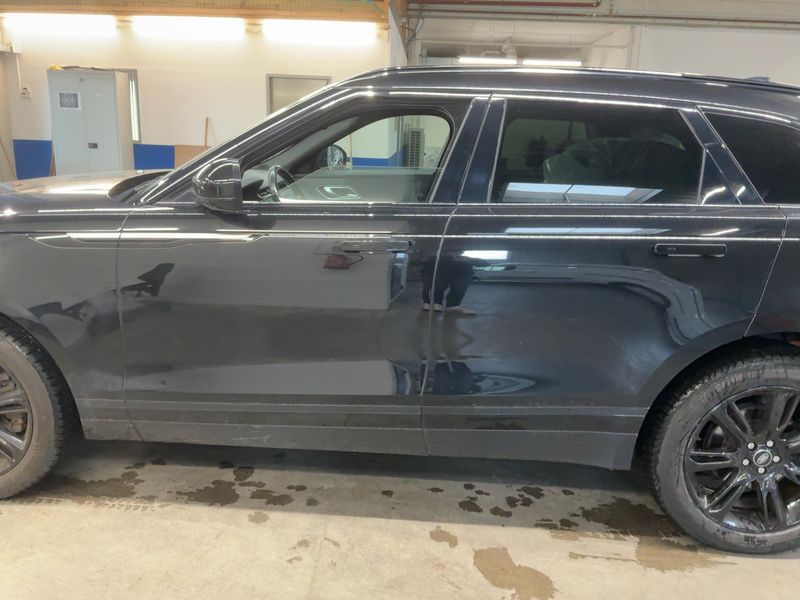 Land Rover Range Rover Velar P400e Plug-in Hybrid S — zdjęcie 4