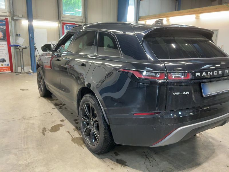 Land Rover Range Rover Velar P400e Plug-in Hybrid S — zdjęcie 3