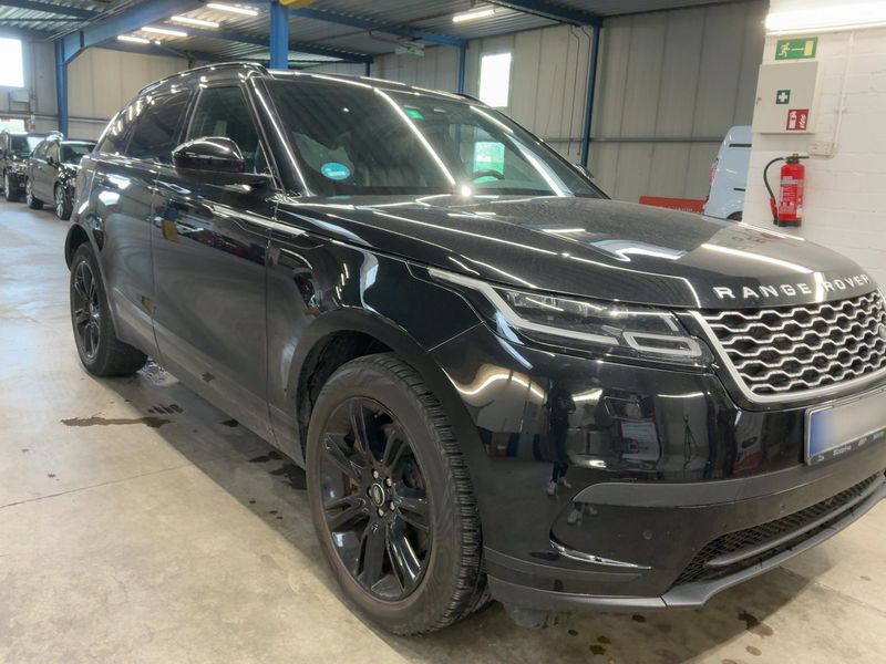 Land Rover Range Rover Velar P400e Plug-in Hybrid S — zdjęcie 8
