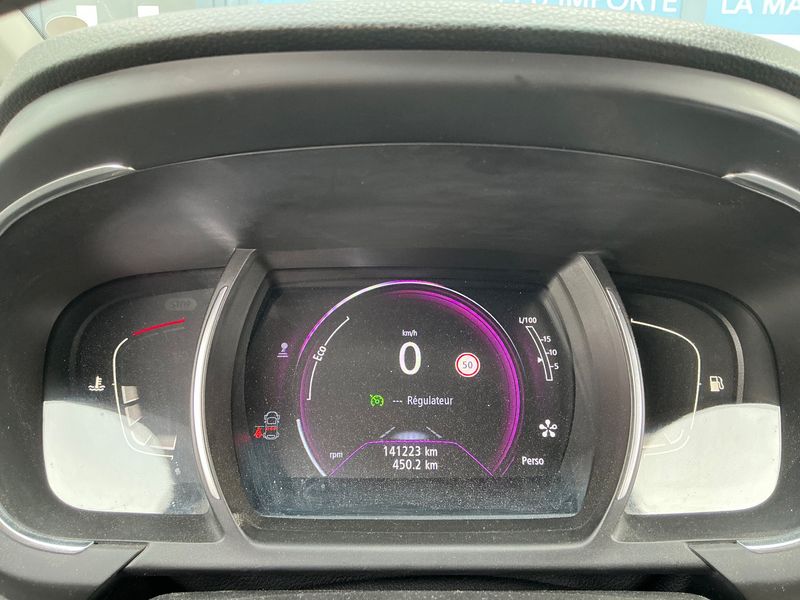 Renault Scenic 1.2 TCe Energy Intens 2017 – снимка 18