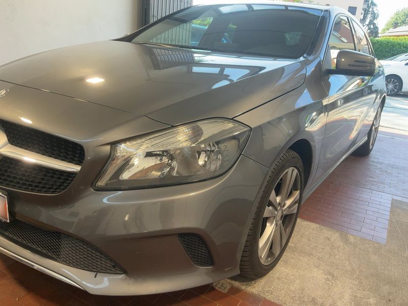 Mercedes-Benz A-Klasse A 180 CDI BlueEfficiency Urban — zdjęcie 2