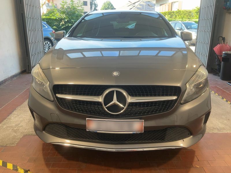 Mercedes-Benz A-Klasse A 180 CDI BlueEfficiency Urban — zdjęcie 9