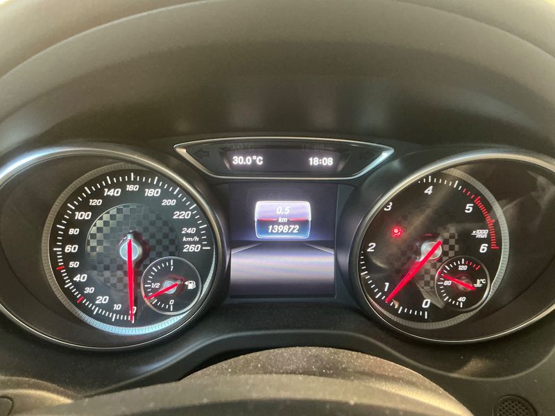 Mercedes-Benz A-Klasse A 180 CDI BlueEfficiency Urban — zdjęcie 13