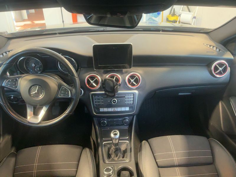 Mercedes-Benz A-Klasse A 180 CDI BlueEfficiency Urban — zdjęcie 12