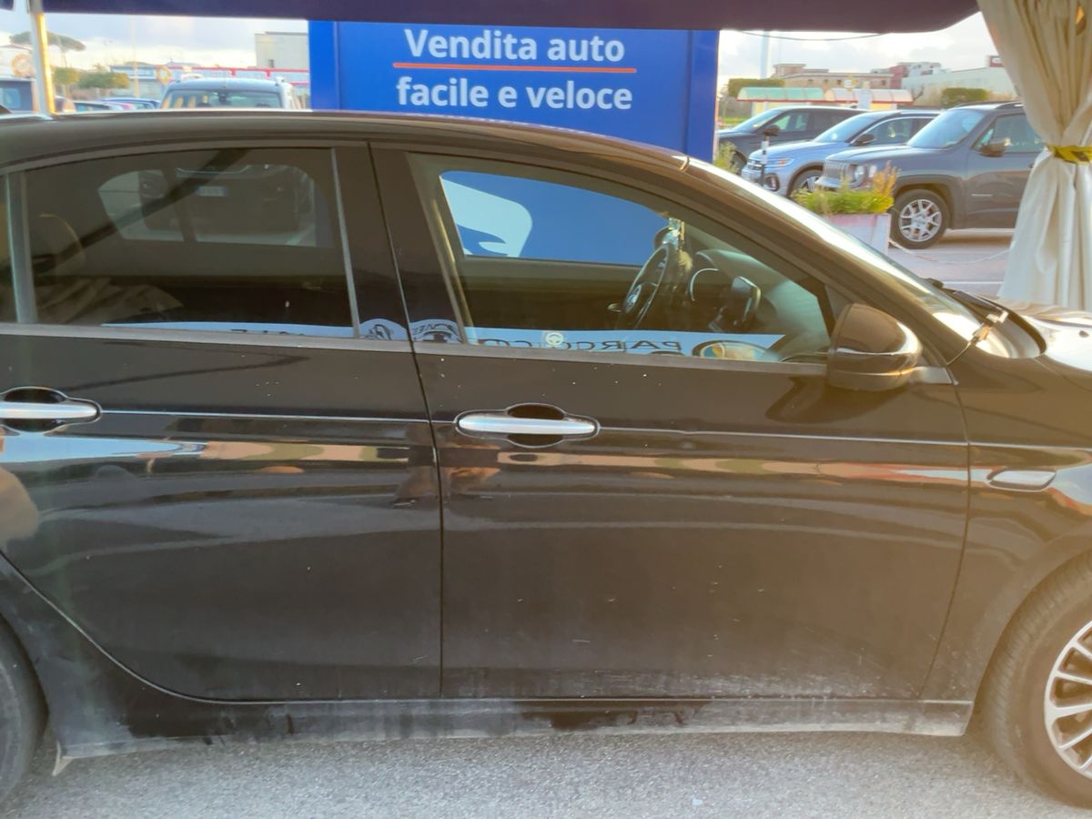 Fiat Tipo 2021 — photo 11