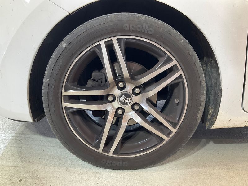 Hyundai i30 1.4 Europe plus 2014 – снимка 3