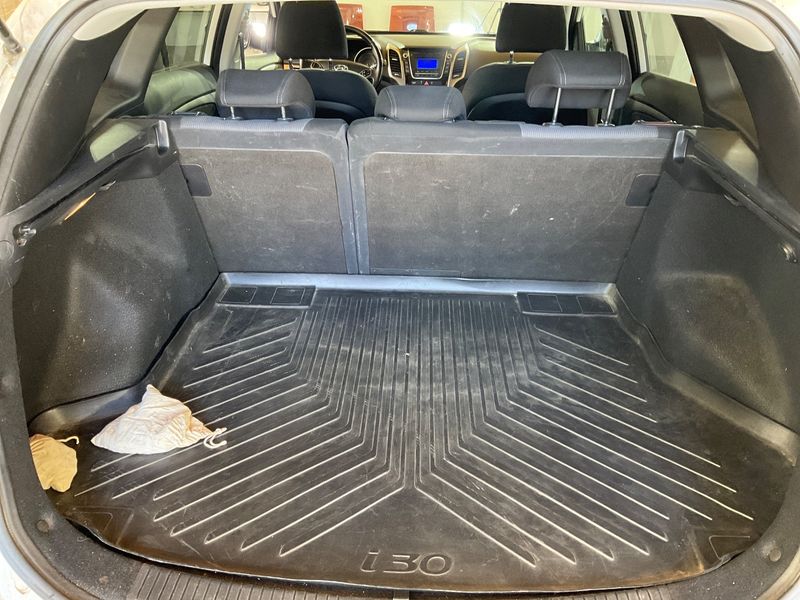 Hyundai i30 1.4 Europe plus 2014 – снимка 16