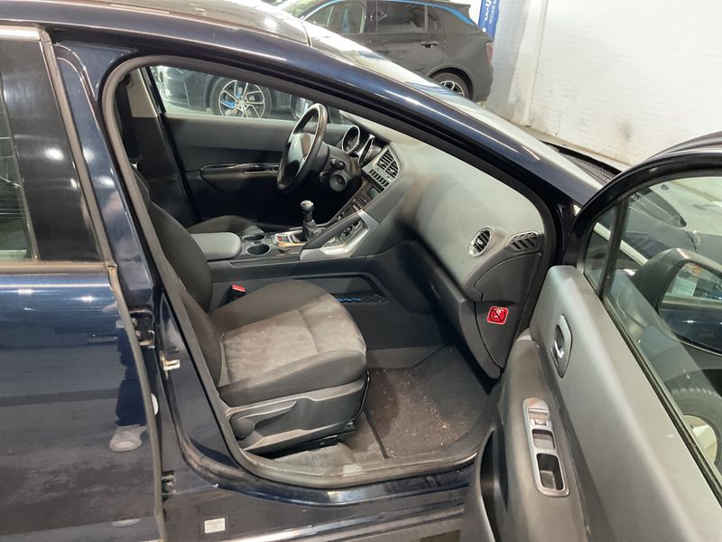 Peugeot 3008 1.6 Active 2009 – снимка 3