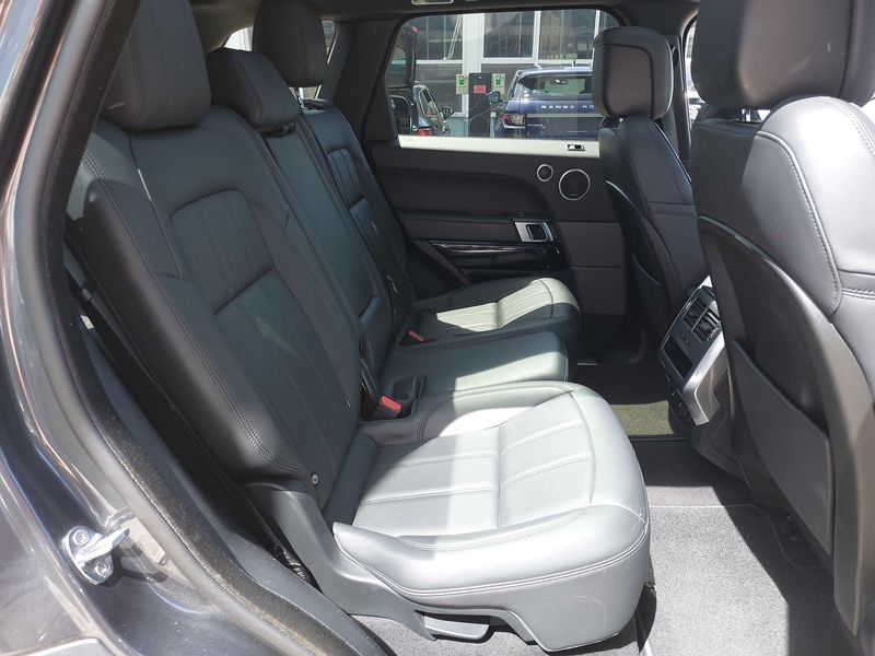 Land Rover Range Rover Sport 3.0 SD V6 HSE Dynamic — zdjęcie 14