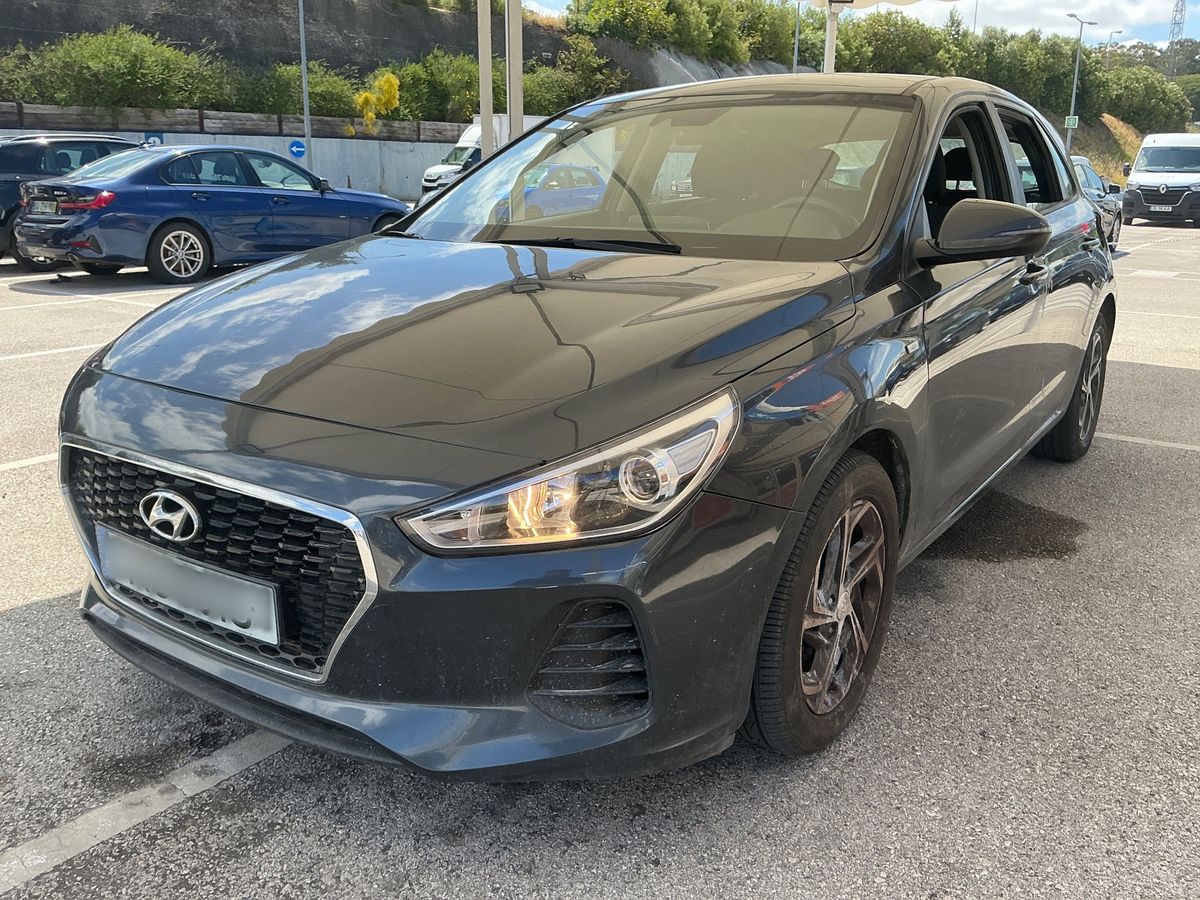 Hyundai i30 2021