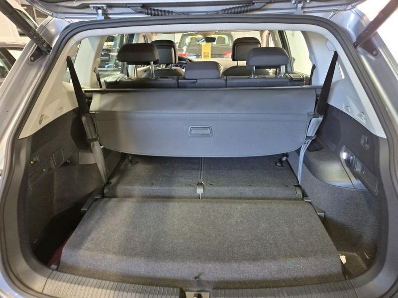 Volkswagen Tiguan Allspace 1.5 TSI ACT Life — zdjęcie 16