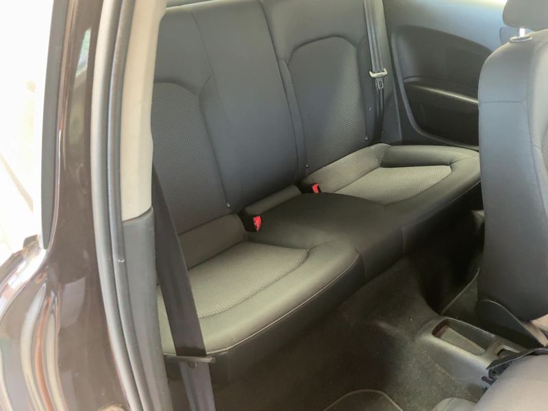 Audi A1 1.6 TDI Attraction — zdjęcie 14