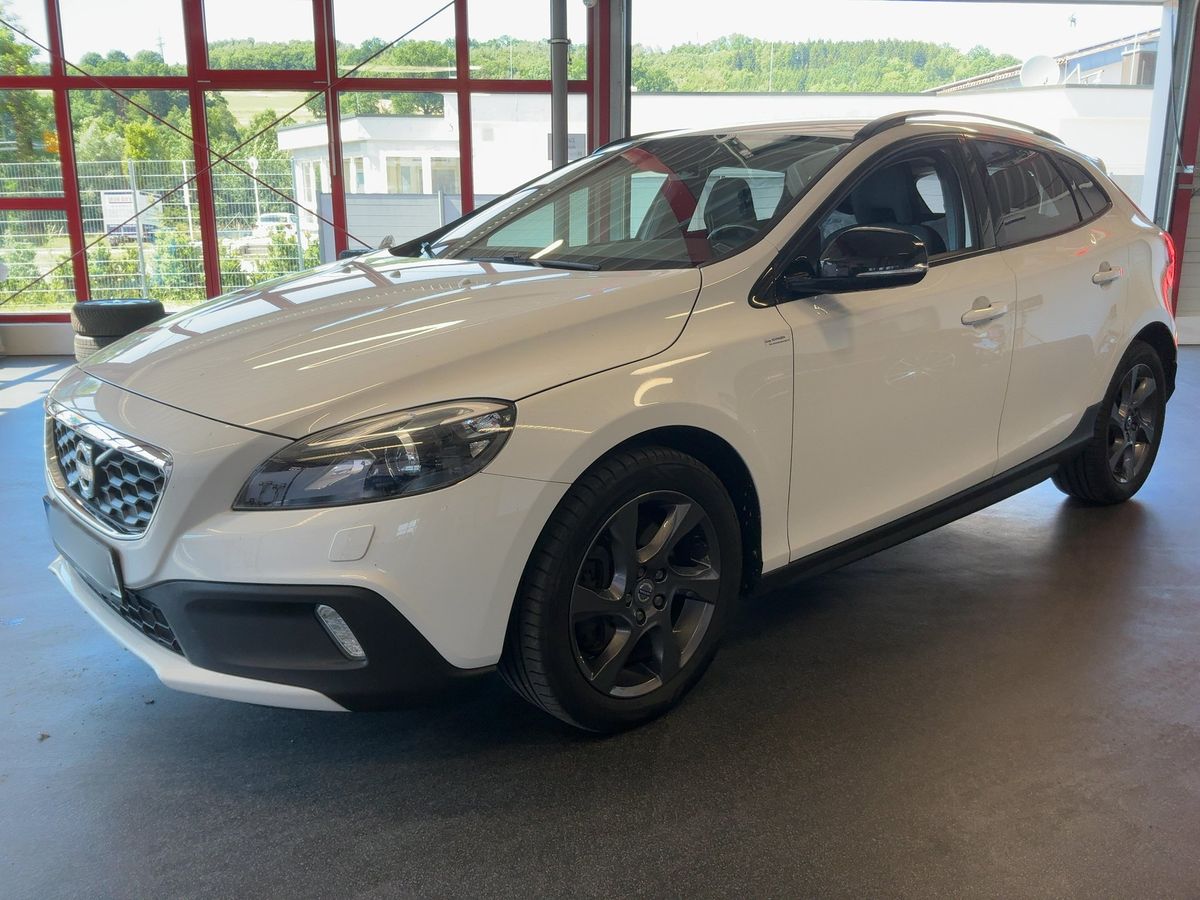 Volvo V40 2014
