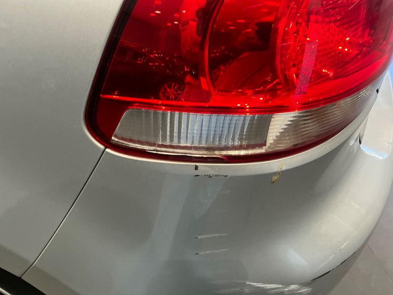 Volkswagen Golf VI 1.6 TDI Trendline BlueMotion Tech 2012 – снимка 31