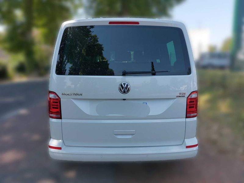 Volkswagen T6 Multivan 2.0 TDI Multivan Generation Six 4Motion — zdjęcie 4