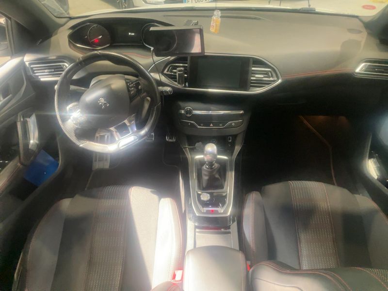 Peugeot 308 1.6 Blue-HDi GT Line 2017 – снимка 17
